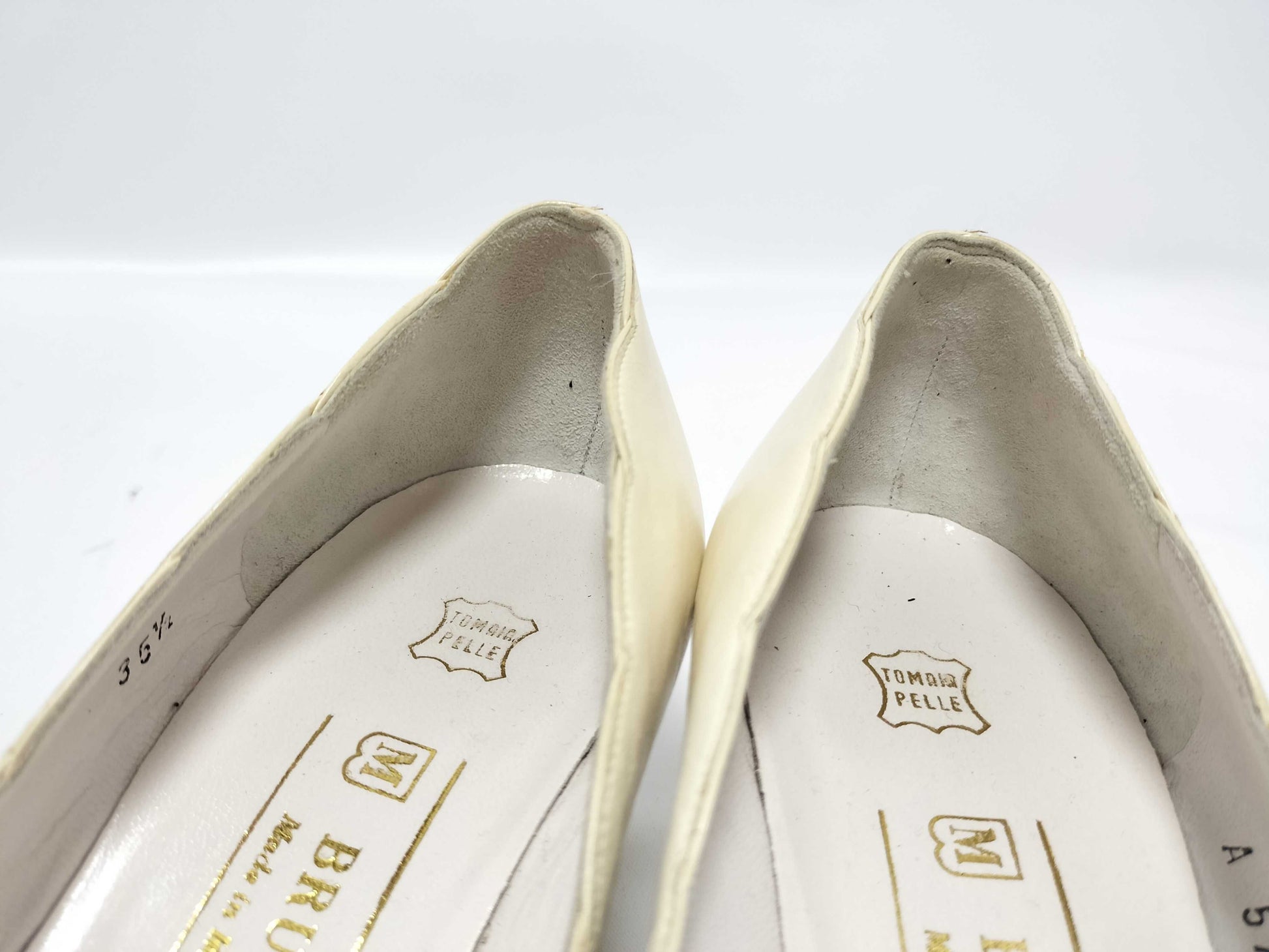 BVLGARI Bruno Magli pumps