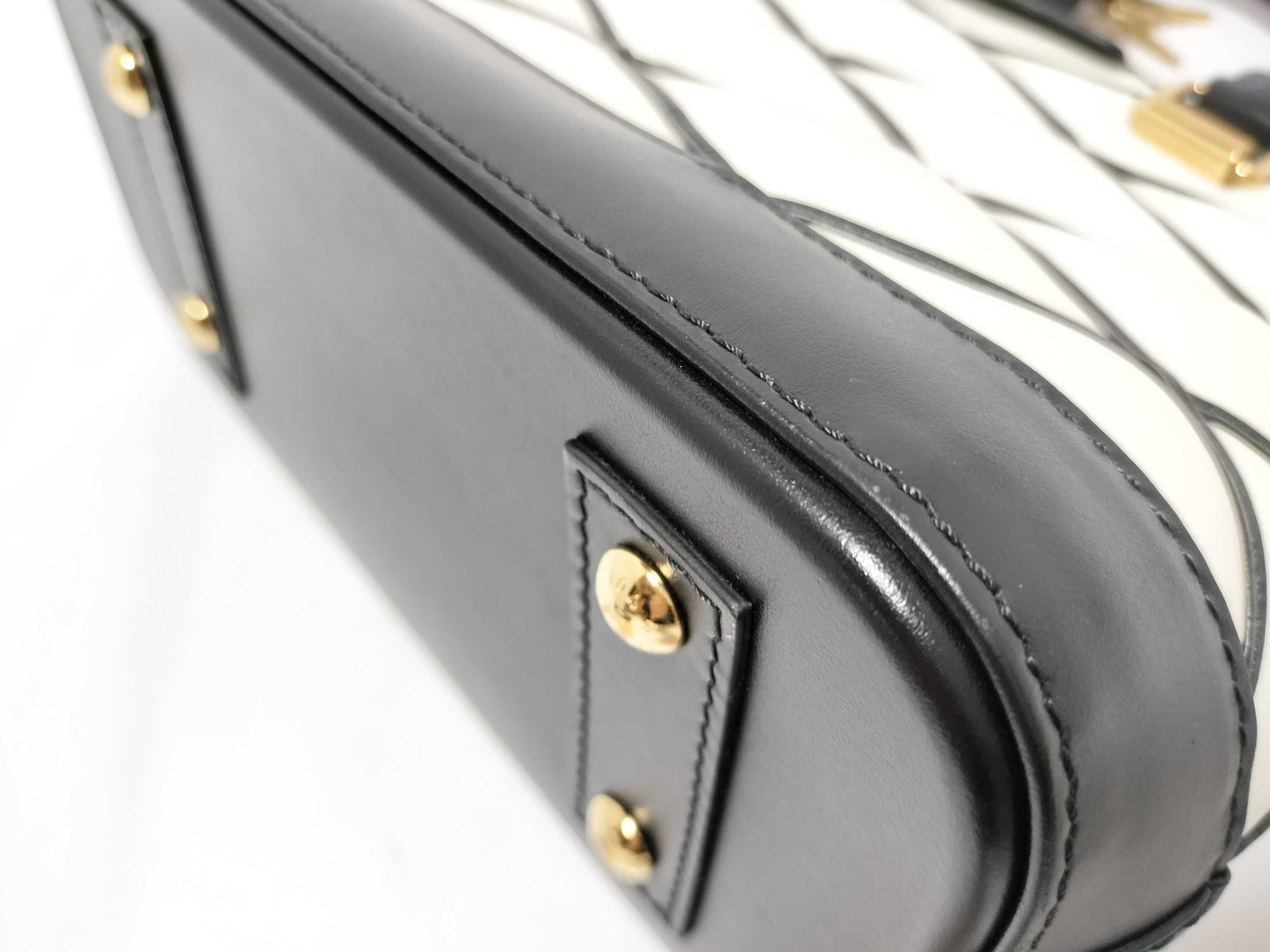 LOUIS VUITTON VUITTON handbag