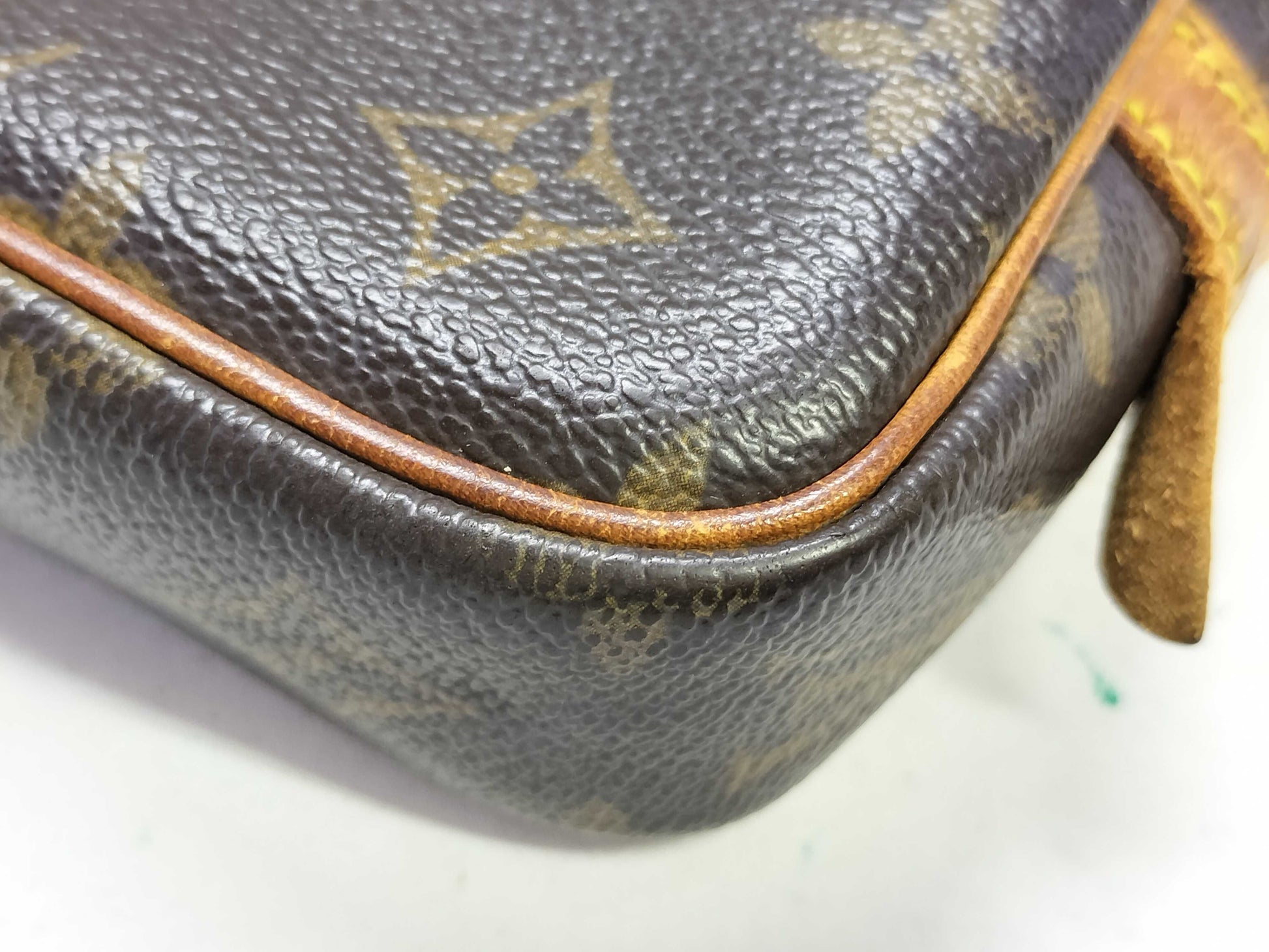 LOUIS VUITTON Monogram Pochette Marly Bandouliere M51828 Brown Shoulder Bag