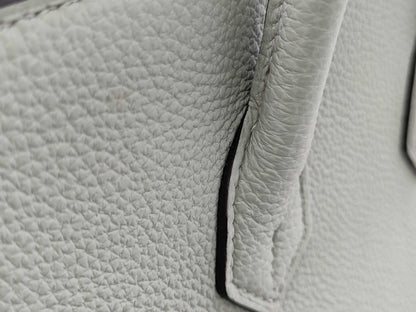 HERMES Birkin 25 Togo Ivory Beige Handbag with Gold Hardware, B Stamp, and Protective Sticker