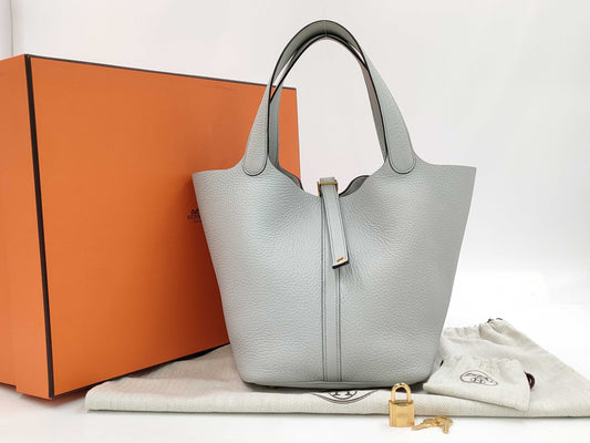 HERMES Picotin Lock MM Taurillon Gold Hardware U Stamp Handbag
