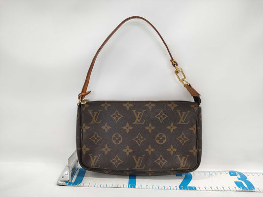 LOUIS VUITTON Accessoires AR0949 Pouch