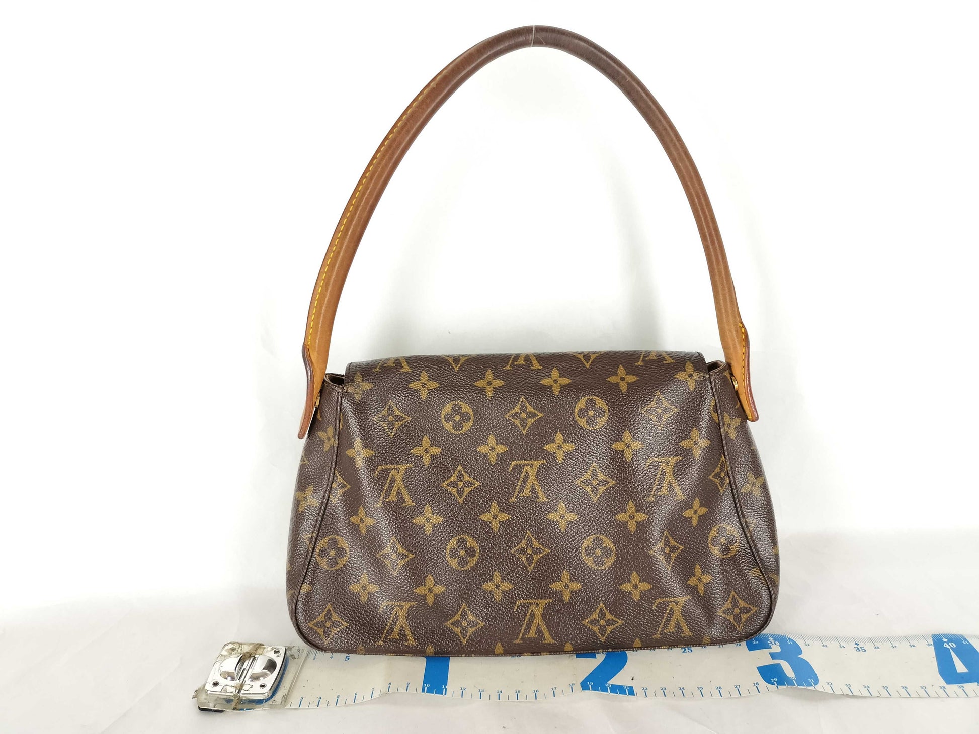 LOUIS VUITTON MI0063 Monogram Louis Vuitton Mini Looping Handbag