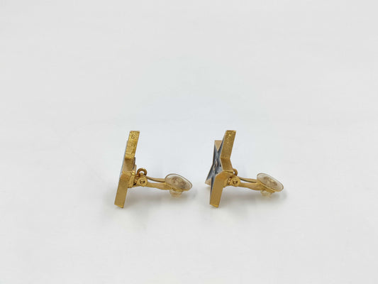 CHANEL Star Earrings