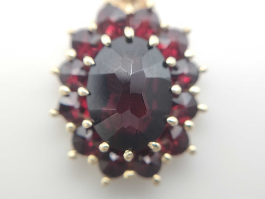 Garnet 585 2.1g Pendant Top 