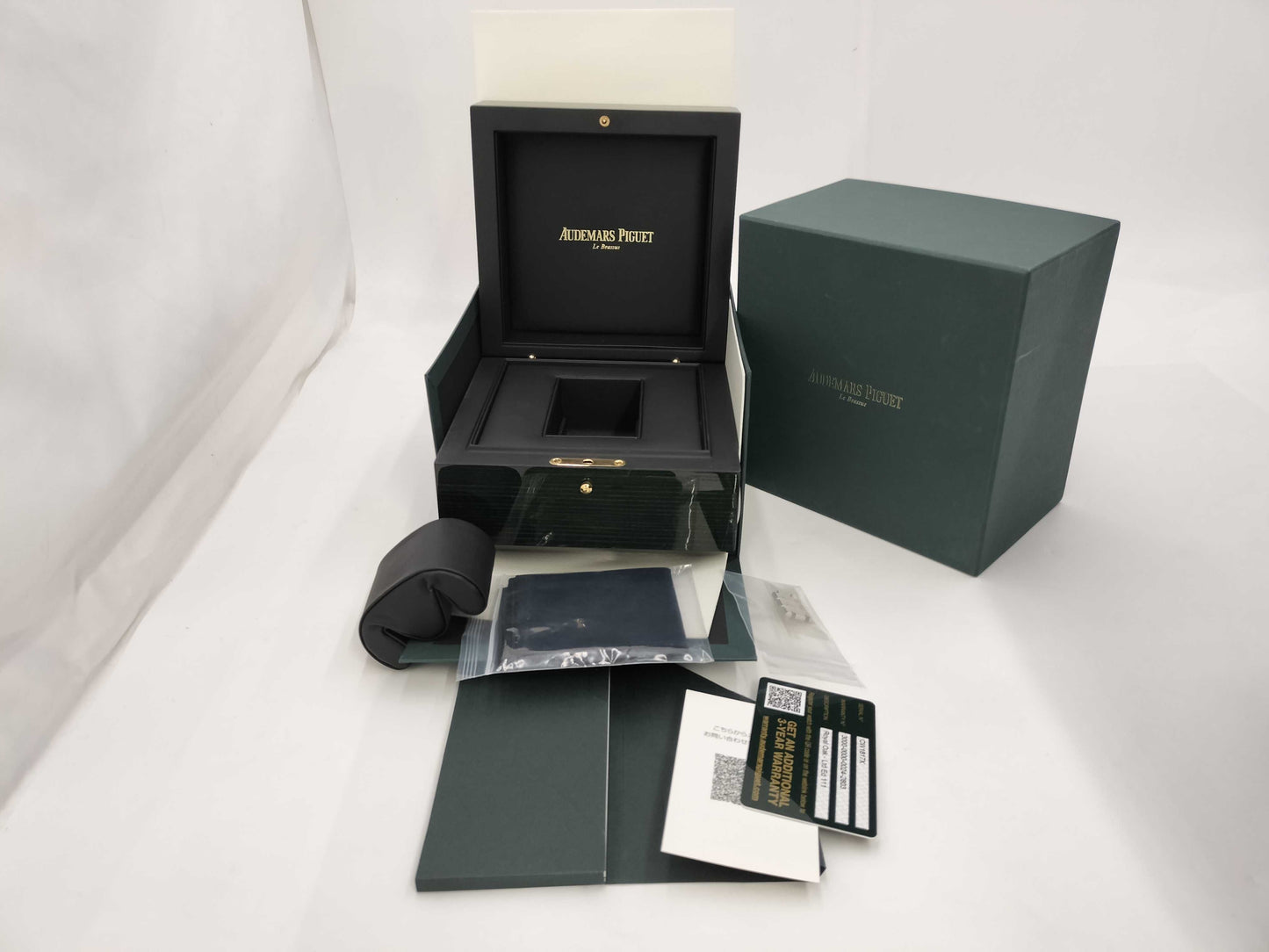 AUDEMARS PIGUET Royal Oak 26331BC.GG.1224BC.03 CW1817X Automatic Men's Watch