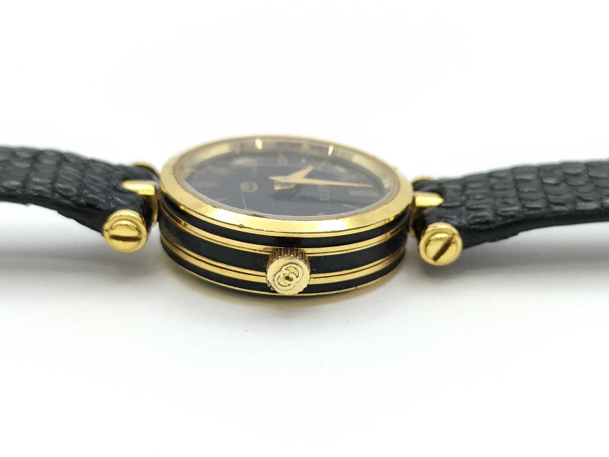 GUCCI Sherry Quartz Black Dial Women's Watch