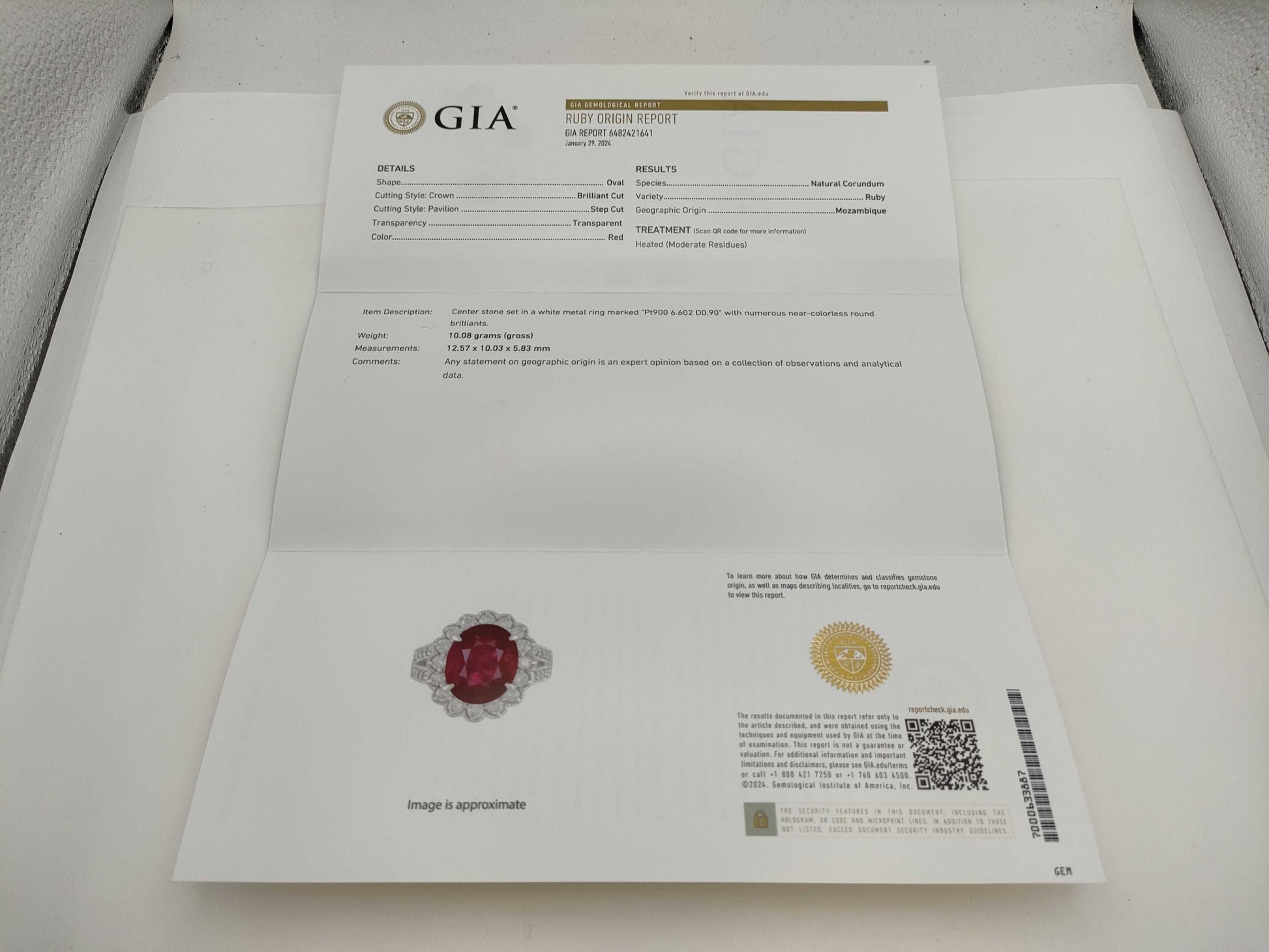 Moderate Ruby 6.602ct D0.90ct Pt900 10.0g Ring 