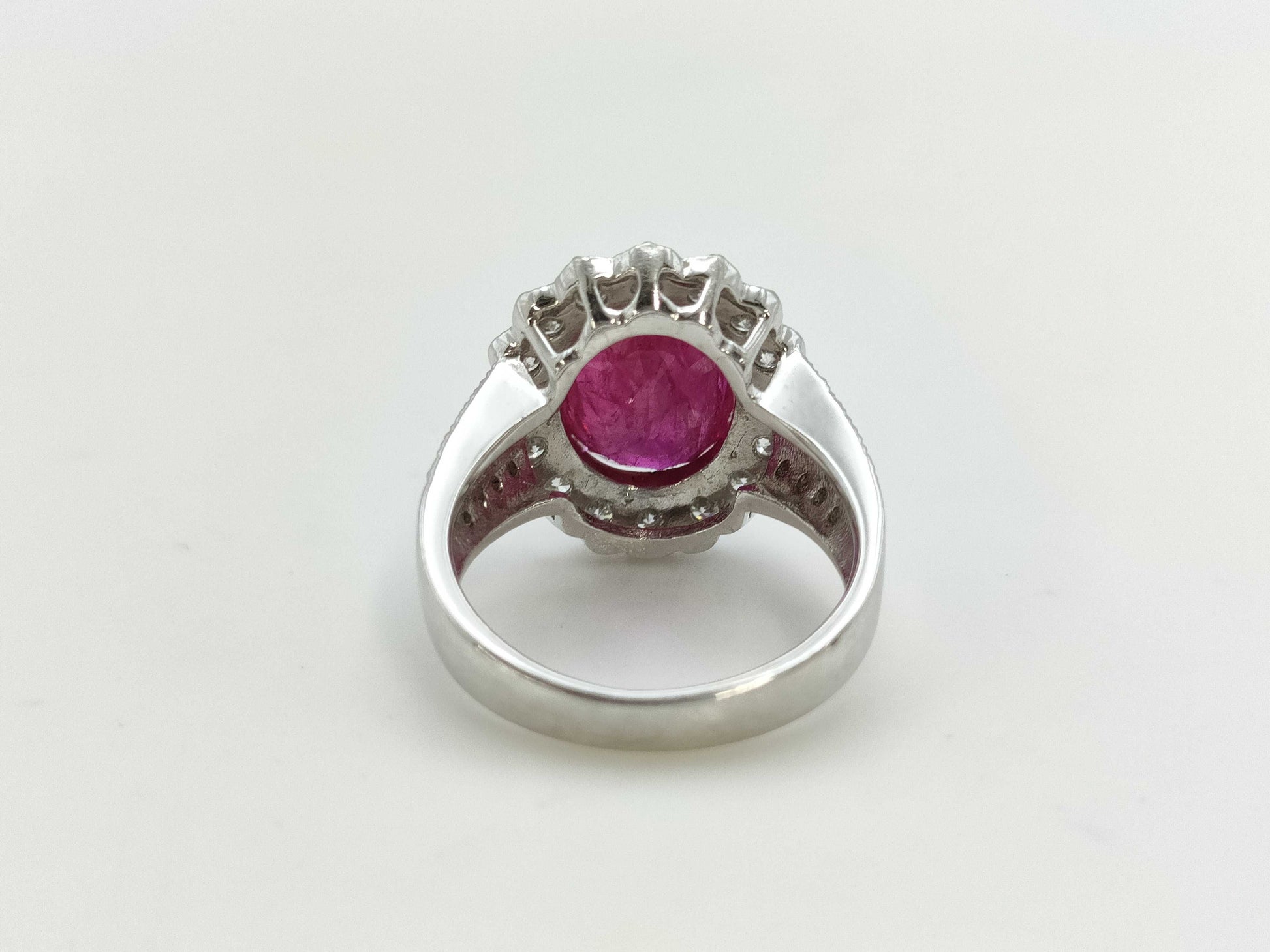 Moderate Ruby 6.602ct D0.90ct Pt900 10.0g Ring 