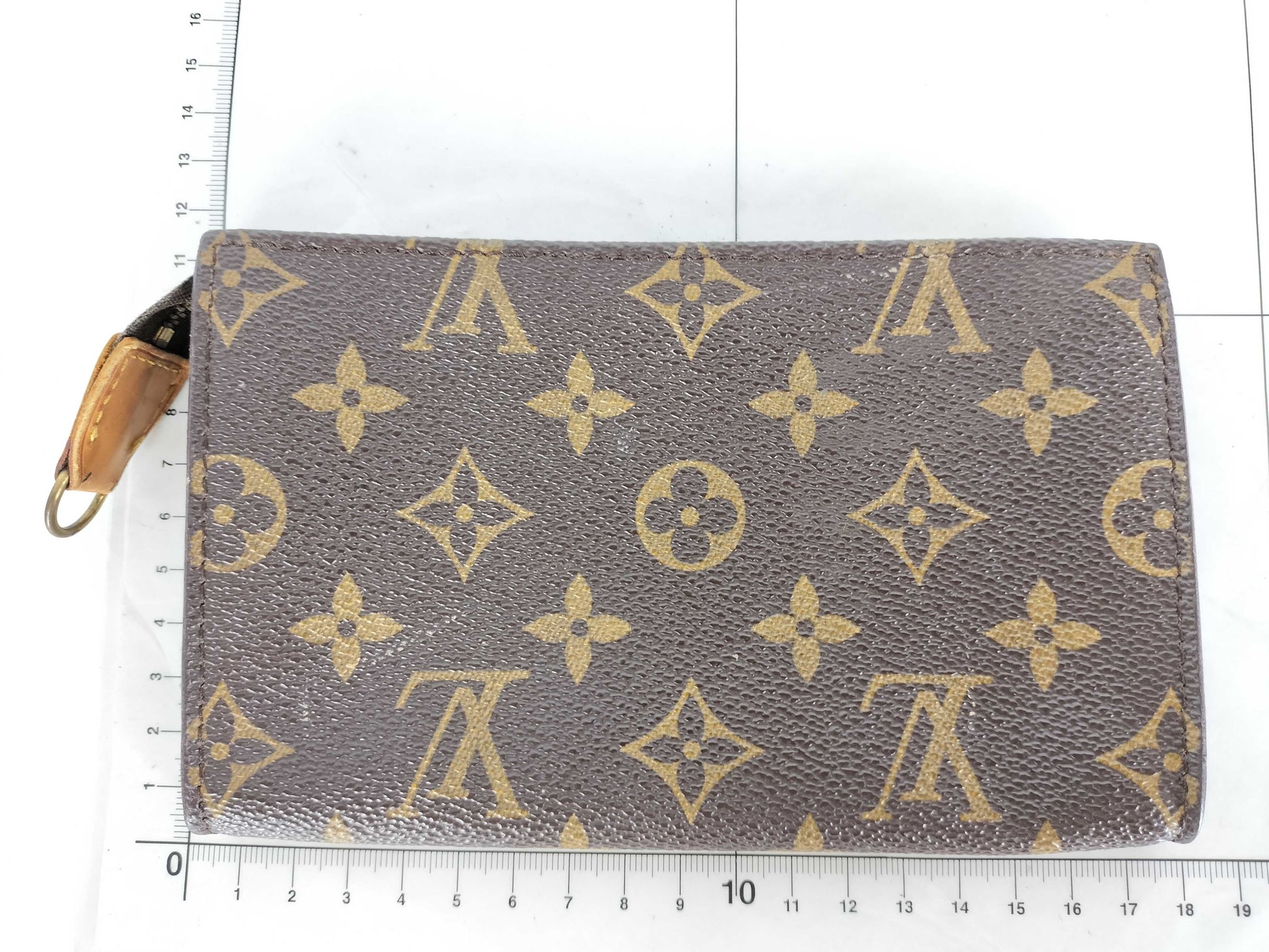 LOUIS VUITTON AR0927 Monogram Louis Vuitton Bucket Pouch Only