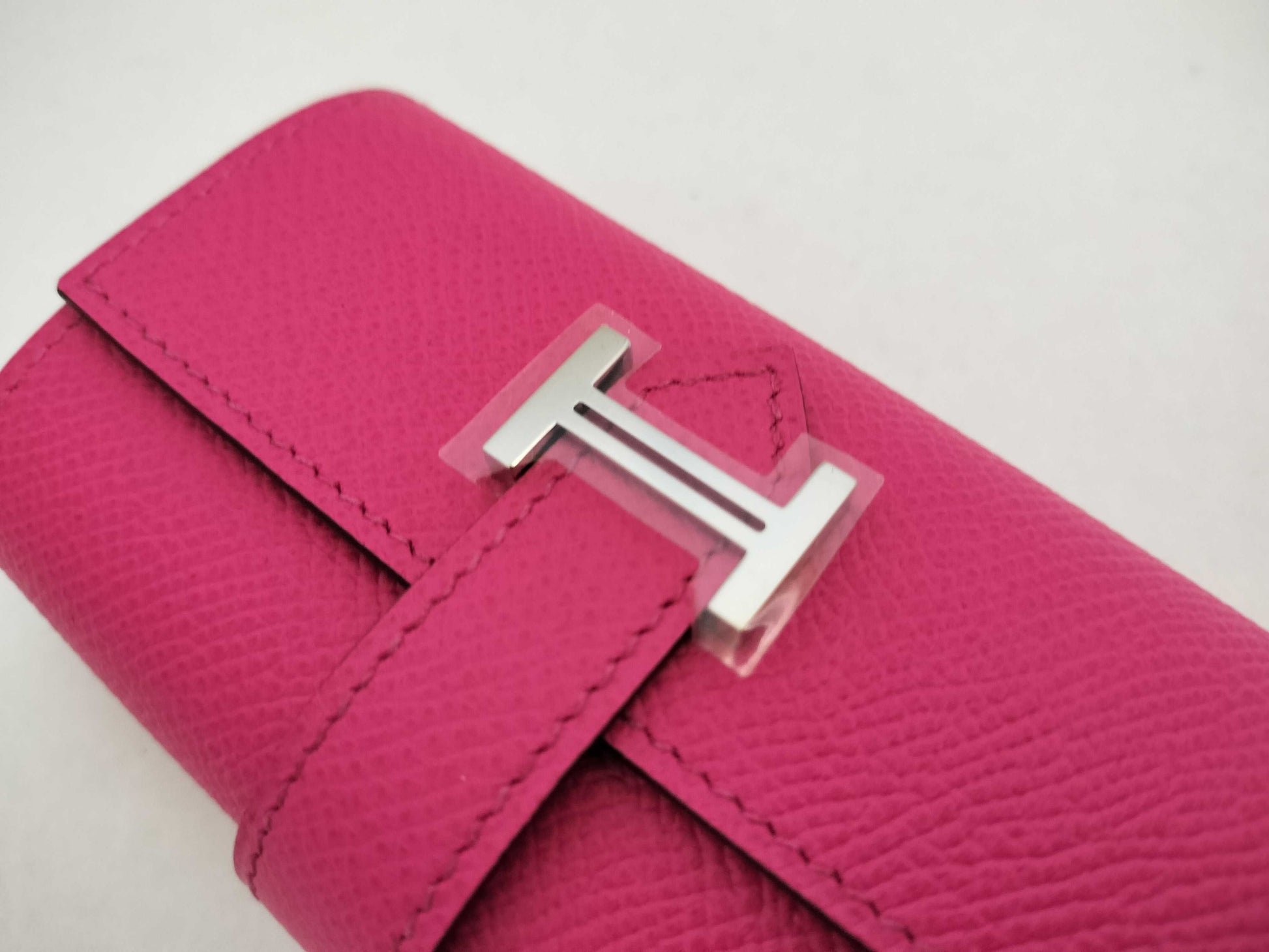 HERMES □Q engraved Bearn unused Bearn key case Veau apron Pink? Q key case key holder