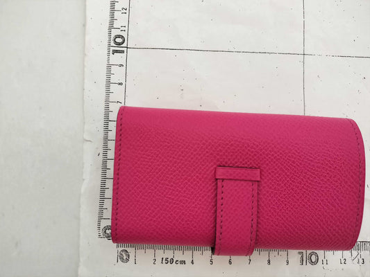 HERMES □Q engraved Bearn unused Bearn key case Veau apron Pink? Q key case key holder