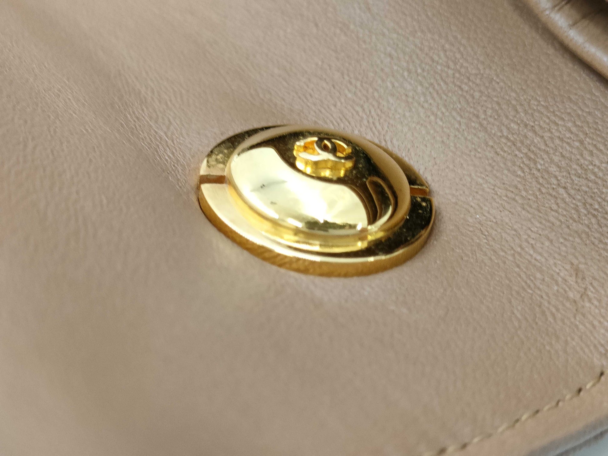 CHANEL V Stitch Shoulder Bag