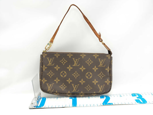 LOUIS VUITTON Louis Vuitton Handbag Accessoires Monogram M51980 Pouch