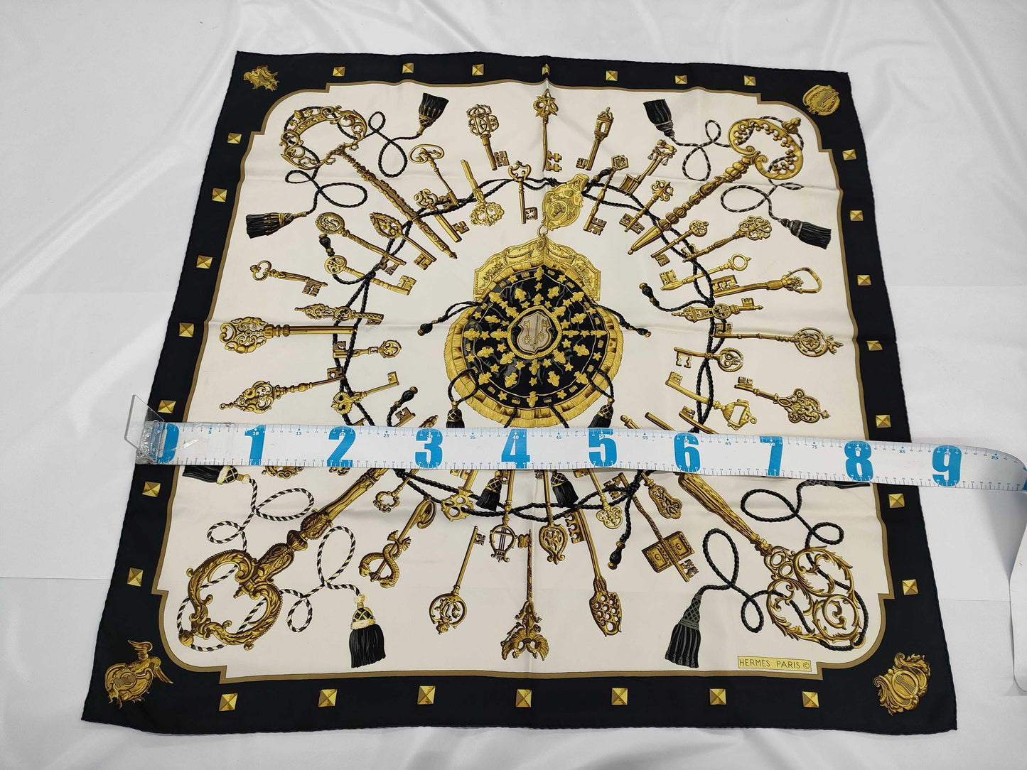 HERMES Carré 90 Les Clés Black Scarf