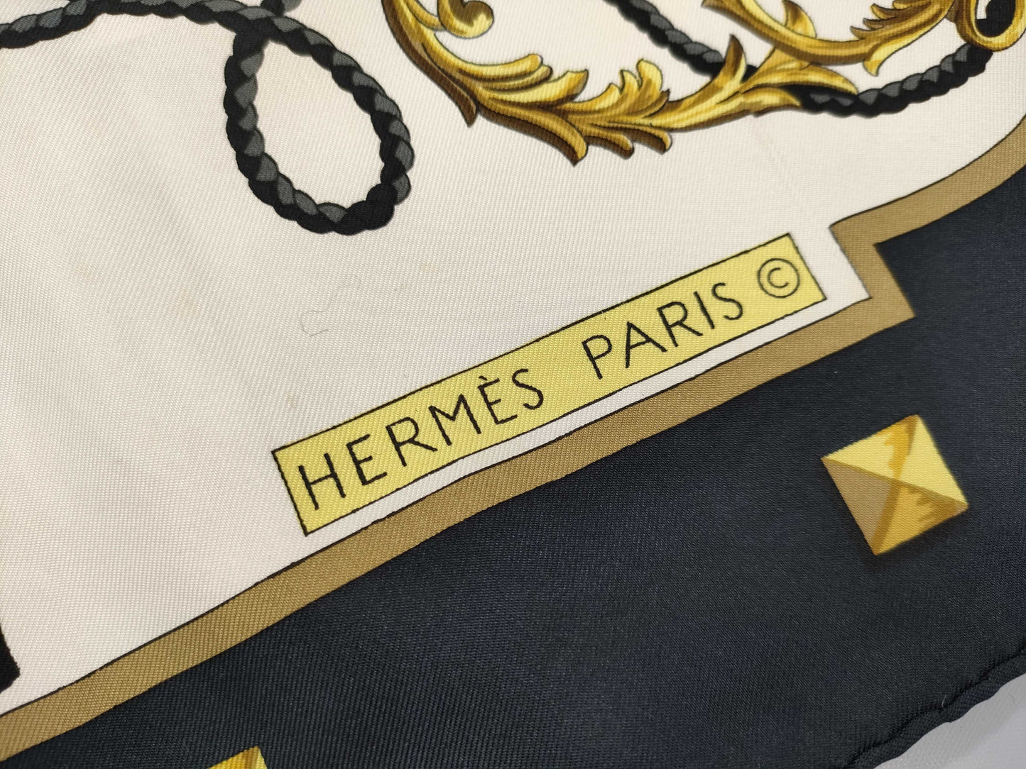 HERMES Carré 90 Les Clés Black Scarf