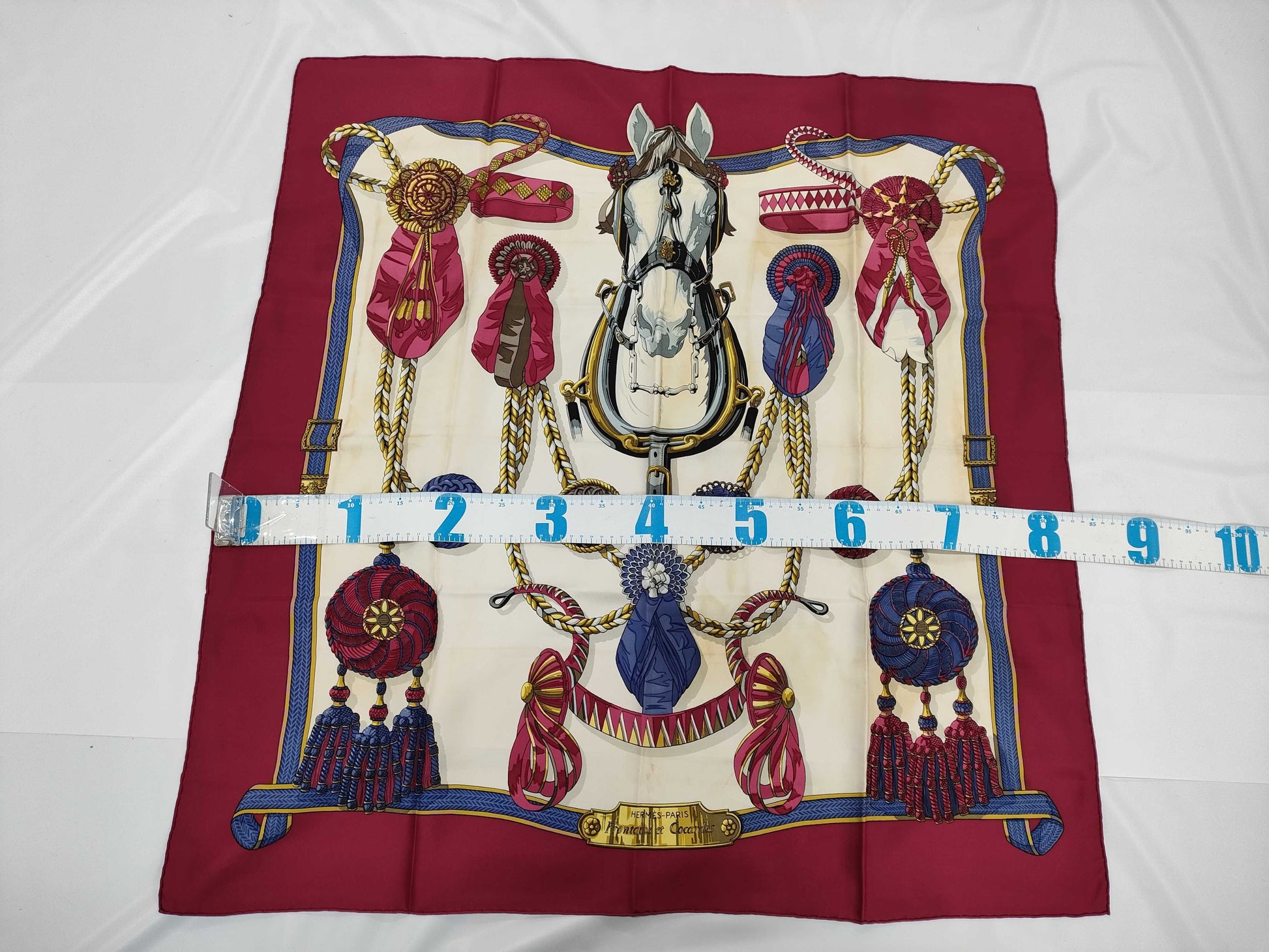 HERMES Carré 90 Red Scarf
