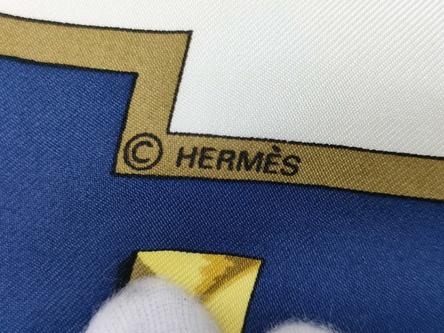 HERMES Carré 90 Scarf Navy