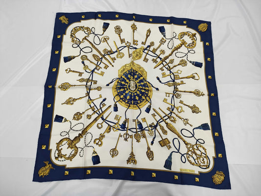 HERMES Carré 90 Scarf Navy