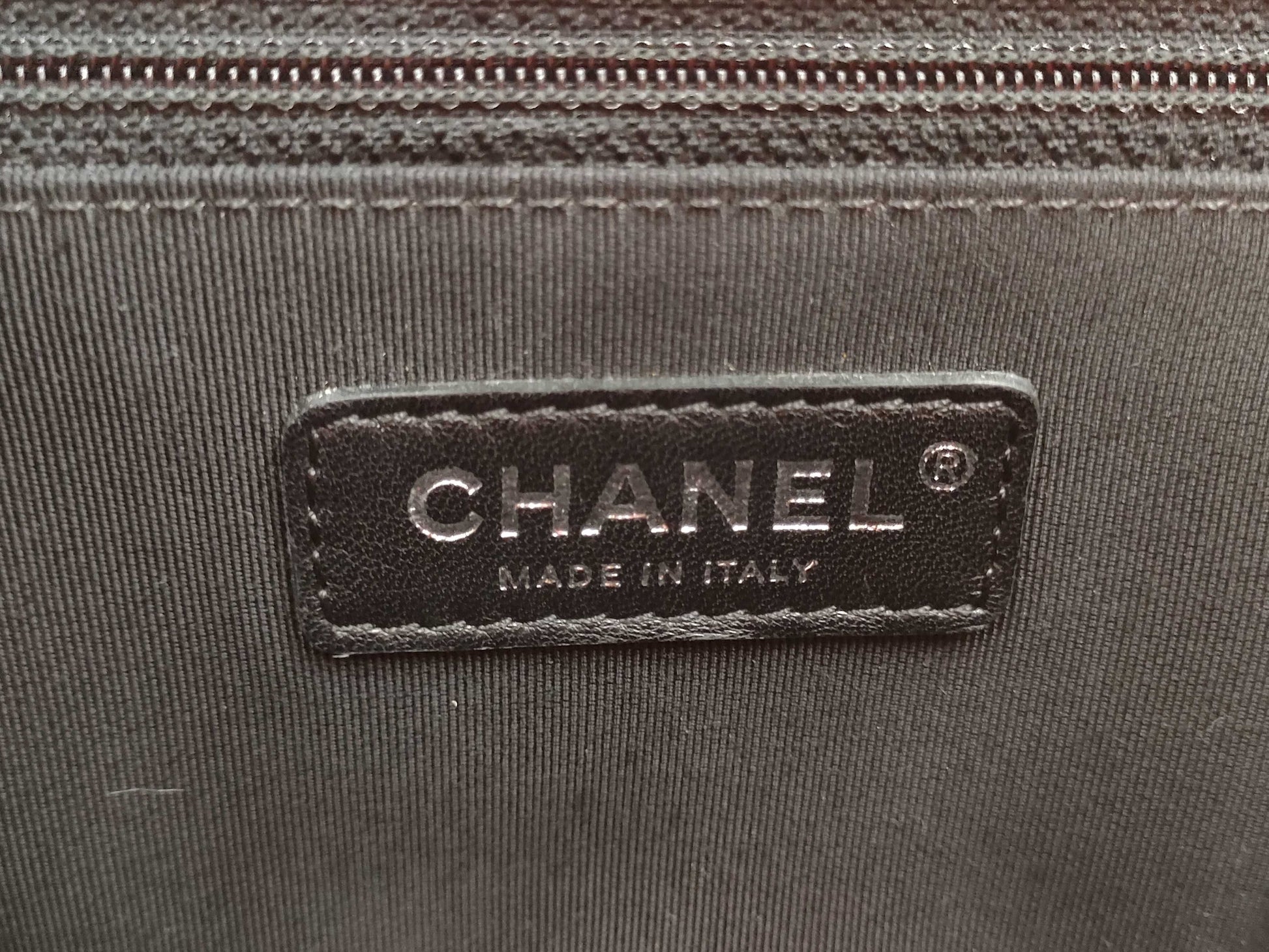 CHANEL Matelasse Shoulder Bag Red Shoulder Bag