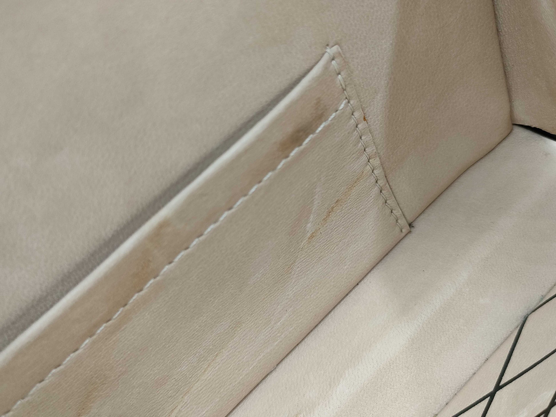 LOUIS VUITTON Epi Petite Mare Rouge Shoulder Bag Shoulder Bag