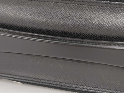 LOUIS VUITTON Taiga To Lovely Briefcase Bag