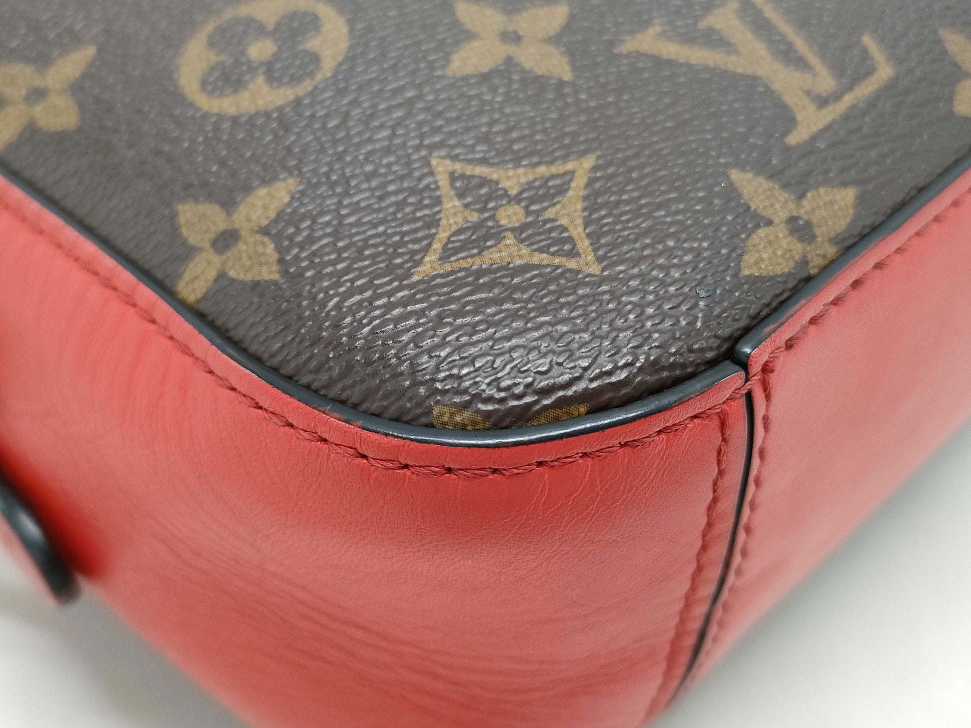 LOUIS VUITTON Saintonge Monogram M43557 CA2148 Shoulder Bag