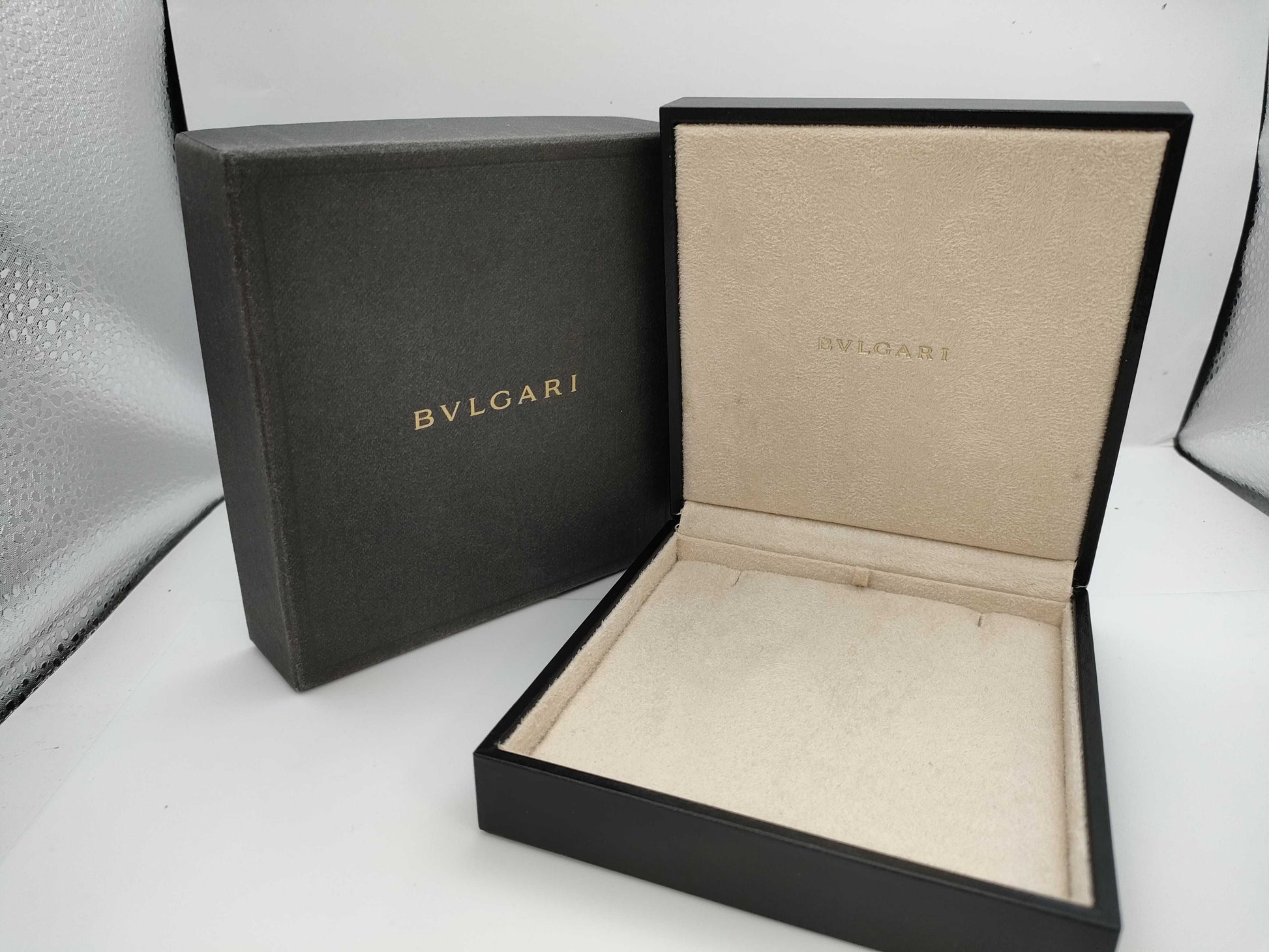 BVLGARI Astrale Cerchi Diamond Necklace in 750 White Gold, 18.6g 