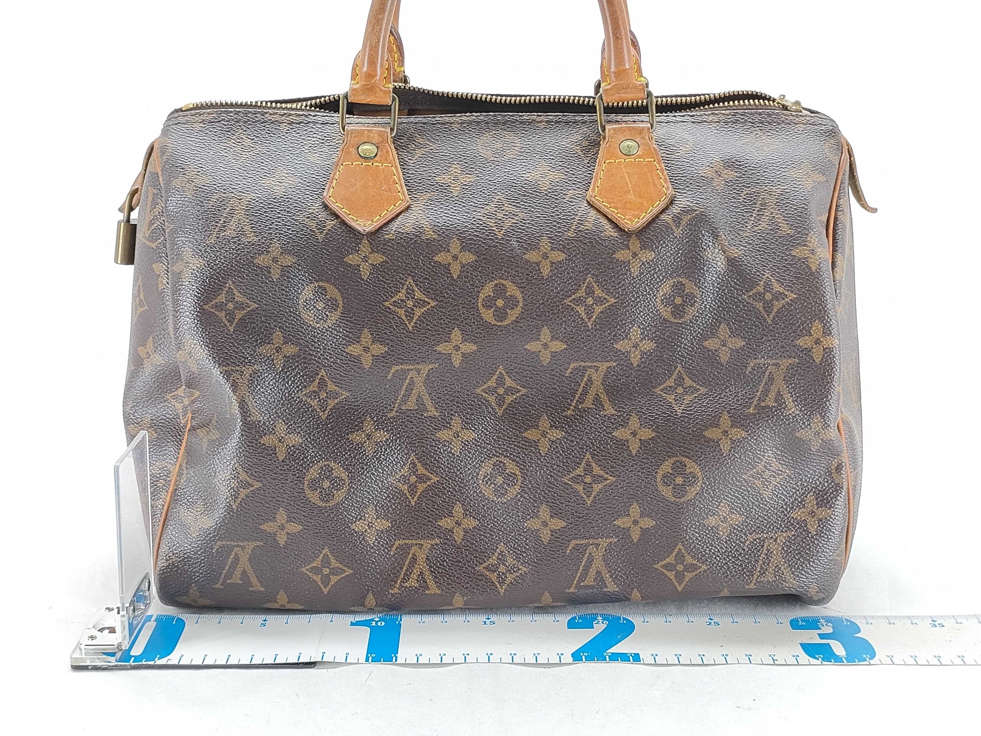 LOUIS VUITTON RFID verification failed. VI0961 Monogram Louis Vuitton Speedy 30 M41526. Accessories: Padlock Boston bag.