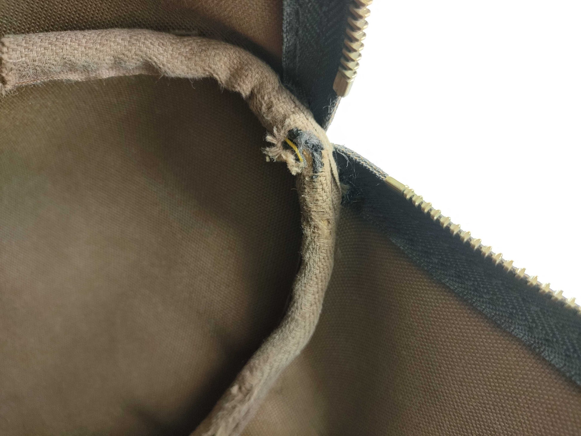 LOUIS VUITTON RFID verification failed. VI0961 Monogram Louis Vuitton Speedy 30 M41526. Accessories: Padlock Boston bag.