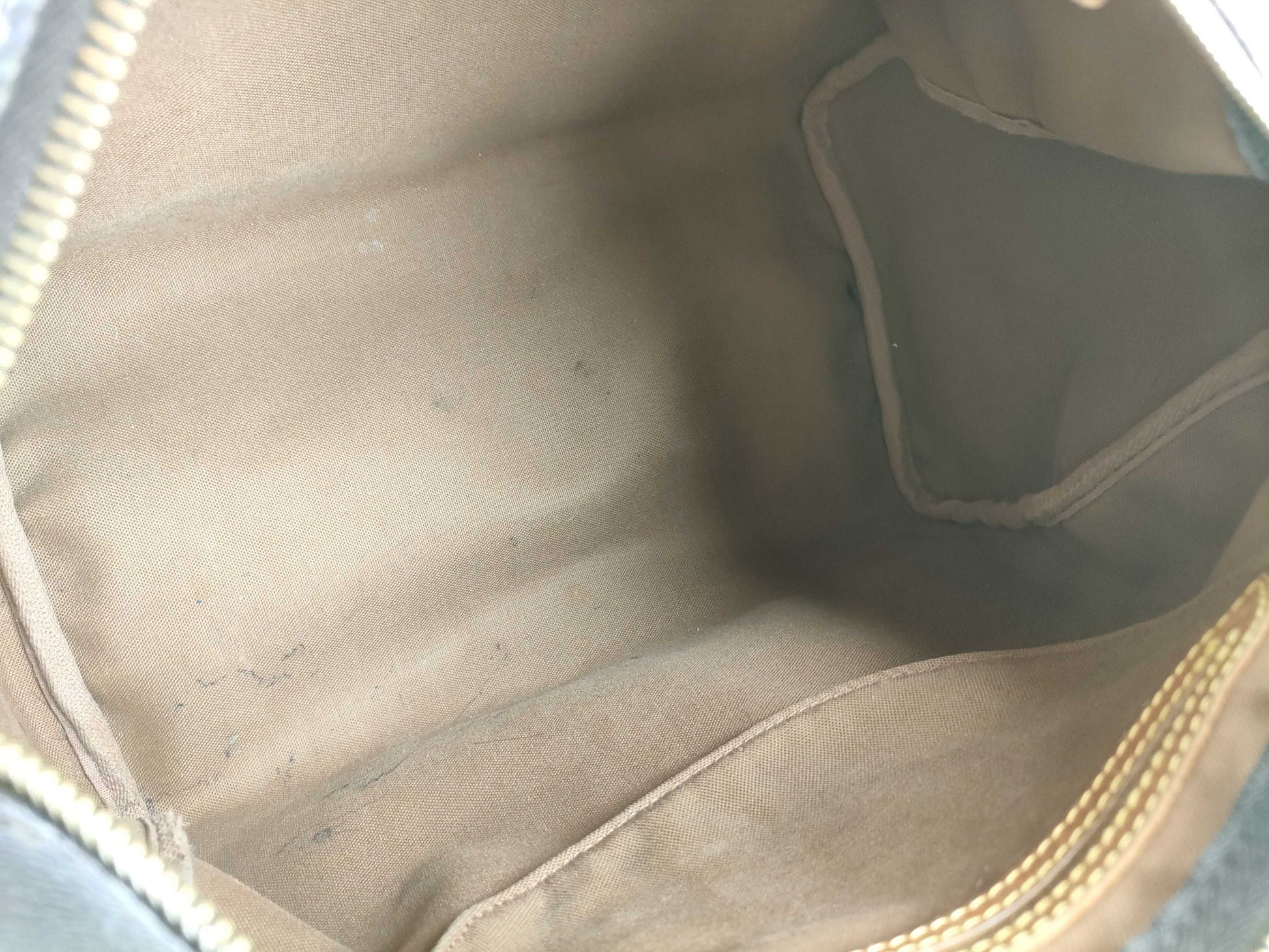 LOUIS VUITTON RFID verification failed. VI0961 Monogram Louis Vuitton Speedy 30 M41526. Accessories: Padlock Boston bag.
