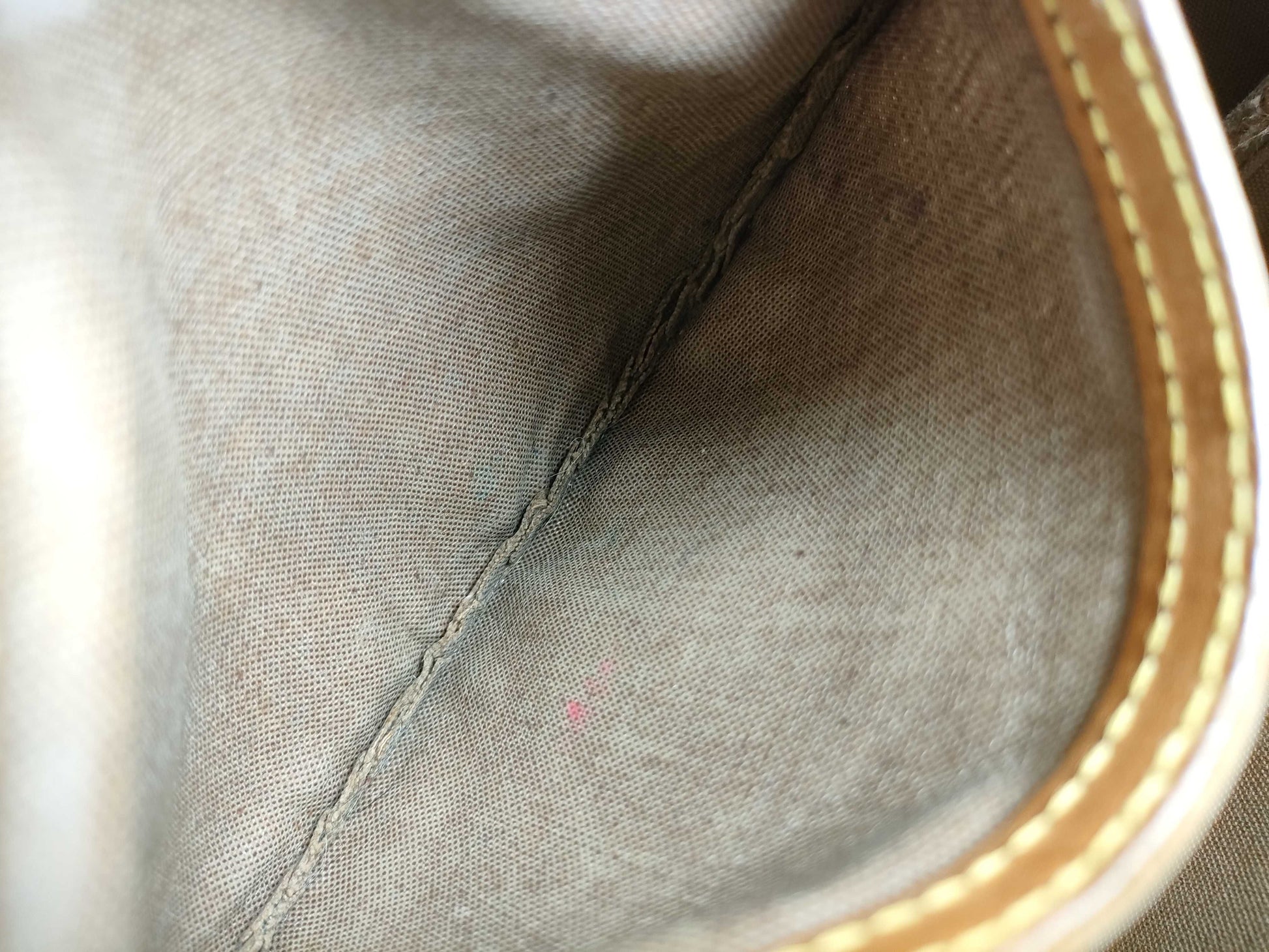 LOUIS VUITTON RFID verification failed. VI0961 Monogram Louis Vuitton Speedy 30 M41526. Accessories: Padlock Boston bag.