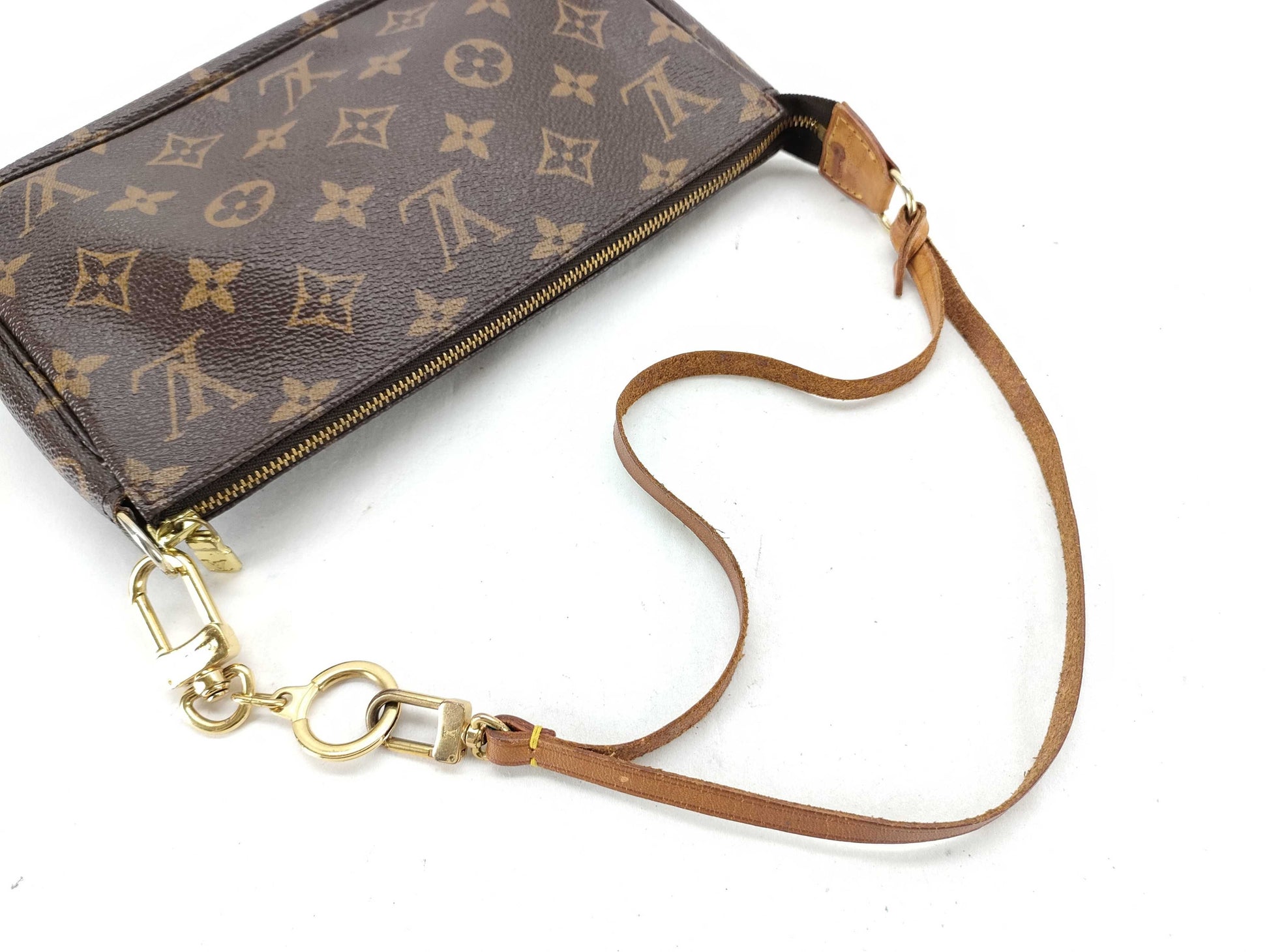 LOUIS VUITTON RFID verification failed AR1918 Monogram Louis Vuitton Monogram Pochette Accessoires M51980 Pouch