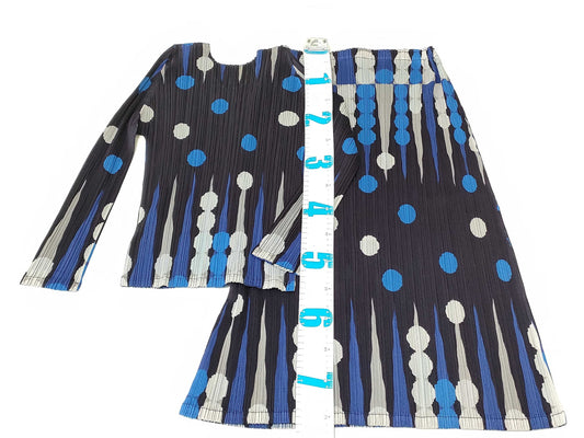 PLEATS PLEASE Dot Print Cut and Sew Tops