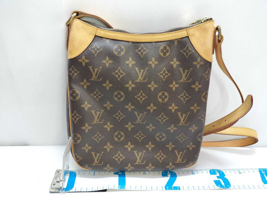 LOUIS VUITTON Monogram Louis Vuitton Monogram Odeon PM Shoulder Bag