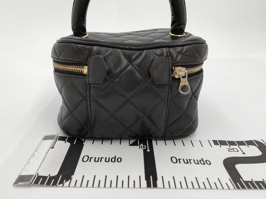CHANEL Matelasse Vanity Bag