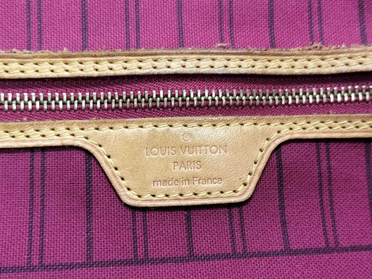 LOUIS VUITTON Monogram Louis Vuitton Monogram Neverfull PM Tote Bag