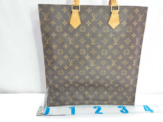 LOUIS VUITTON Monogram Louis Vuitton Monogram Sac Plat Tote Bag