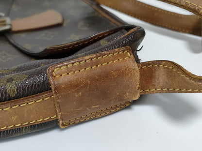 LOUIS VUITTON RFID verification impossible. Serial number verification impossible. Louis Vuitton Monogram Jeune Fille Shoulder Bag.