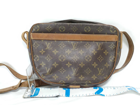 LOUIS VUITTON RFID verification impossible. Serial number verification impossible. Louis Vuitton Monogram Jeune Fille Shoulder Bag.