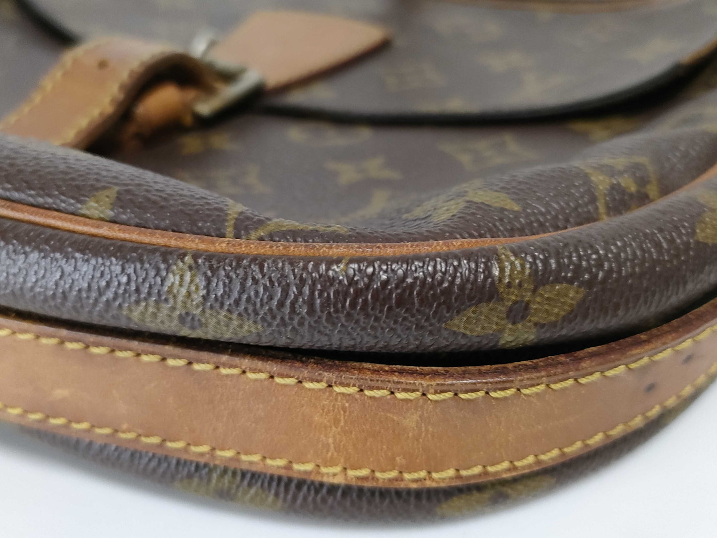 LOUIS VUITTON RFID verification impossible. Serial number verification impossible. Louis Vuitton Monogram Jeune Fille Shoulder Bag.