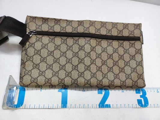 GUCCI GG Supreme Gucci GG Supreme waist bag waist bag