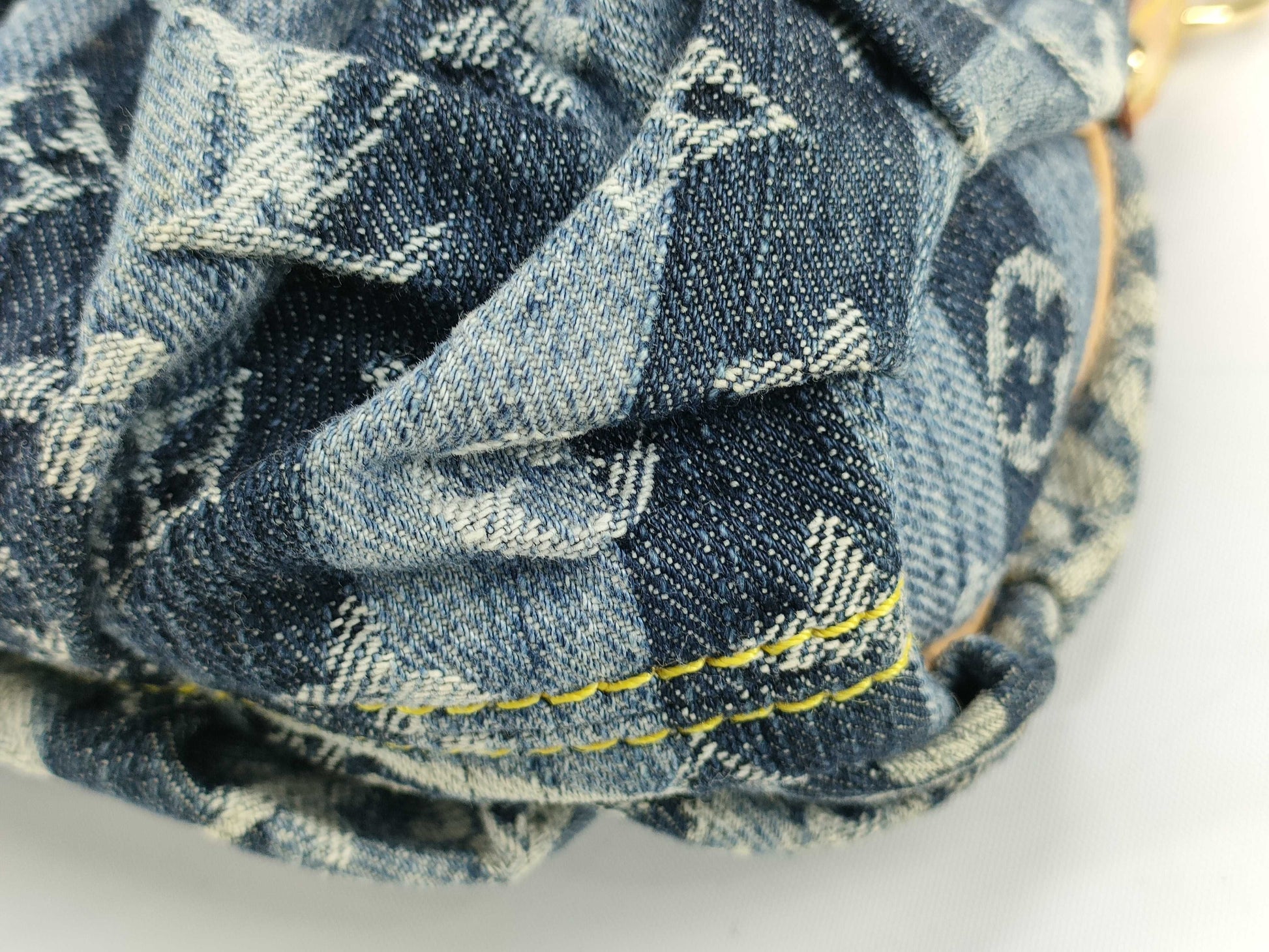 LOUIS VUITTON RFID verification failed. SR1006 Monogram Denim LOUIS VUITTON Mini Pretty Layé Shoulder Bag M95333 Monogram Denim SR1006 Shoulder Bag