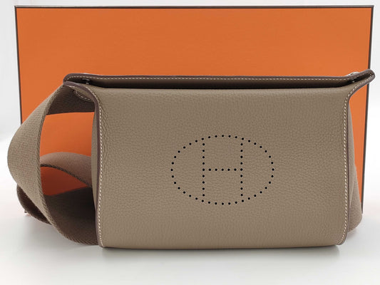 HERMES HERMES Vid Poche Shoulder Bag Etoupe Togo B Stamp Bag