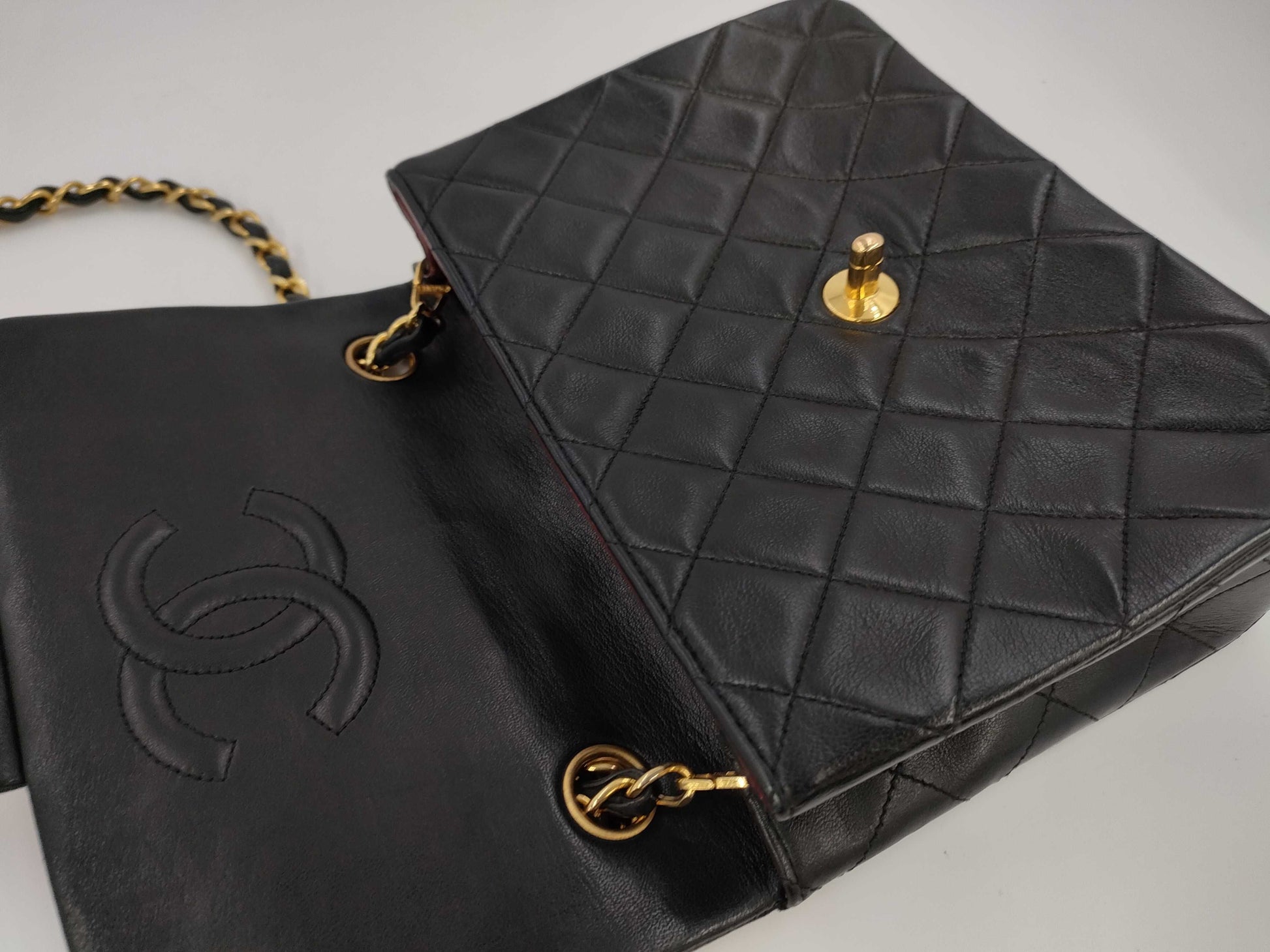 CHANEL CHANEL Mini Matelasse Shoulder Bag A01163 Lambskin Black No. 2 Shoulder Bag