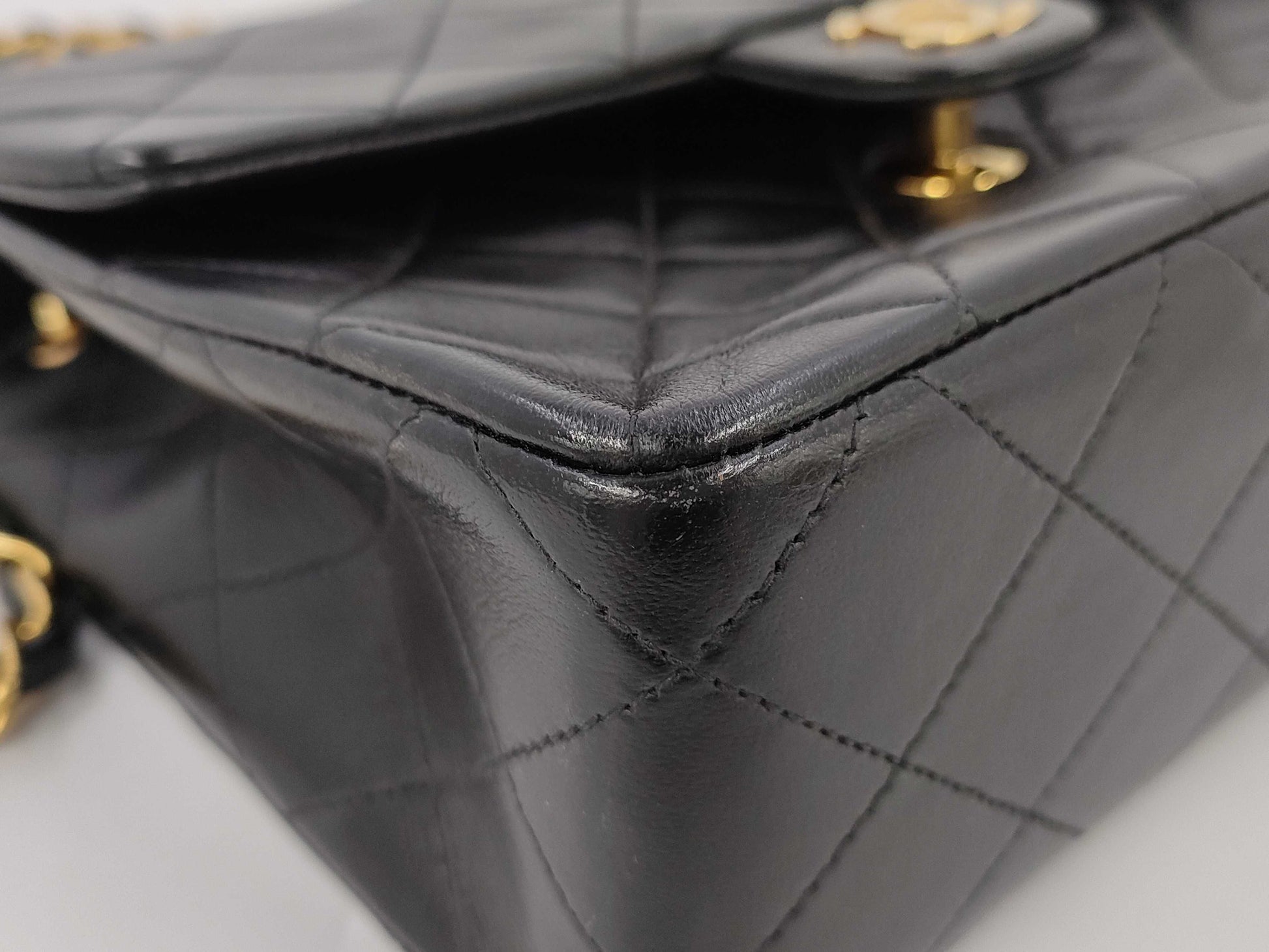 CHANEL CHANEL Mini Matelasse Shoulder Bag A01163 Lambskin Black No. 2 Shoulder Bag