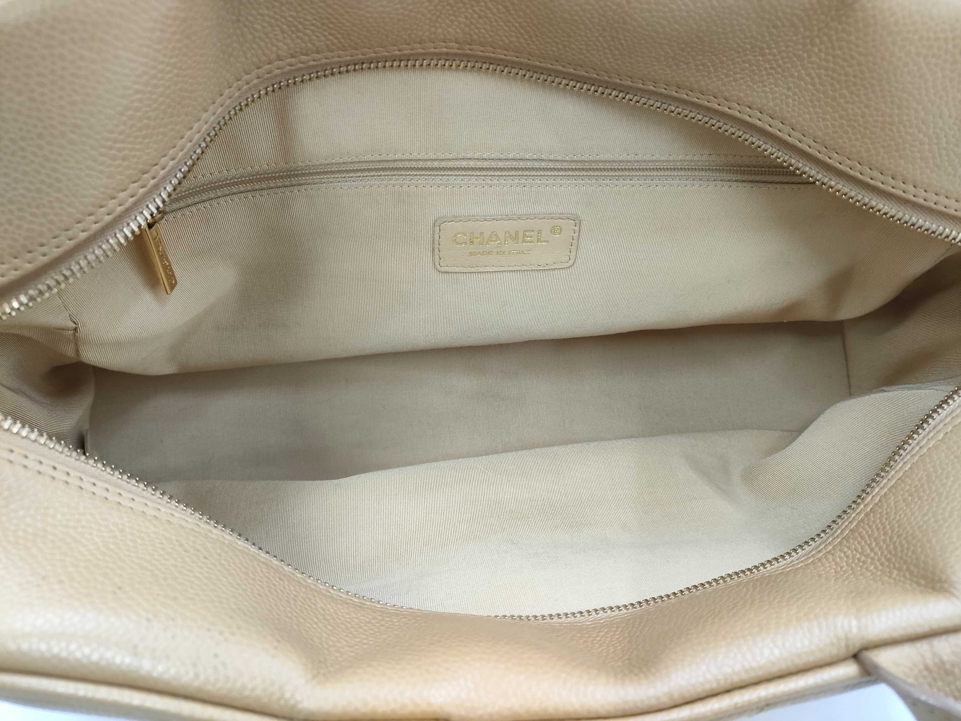 CHANEL CHANEL Matelasse Handbag A20997 Caviar Skin Beige 9 Series Handbag