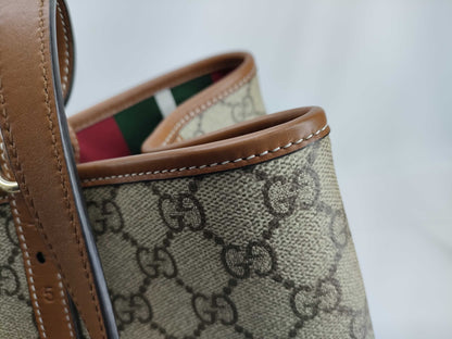 GUCCI GG Supreme Large Tote Bag with GG Emblem, 815213