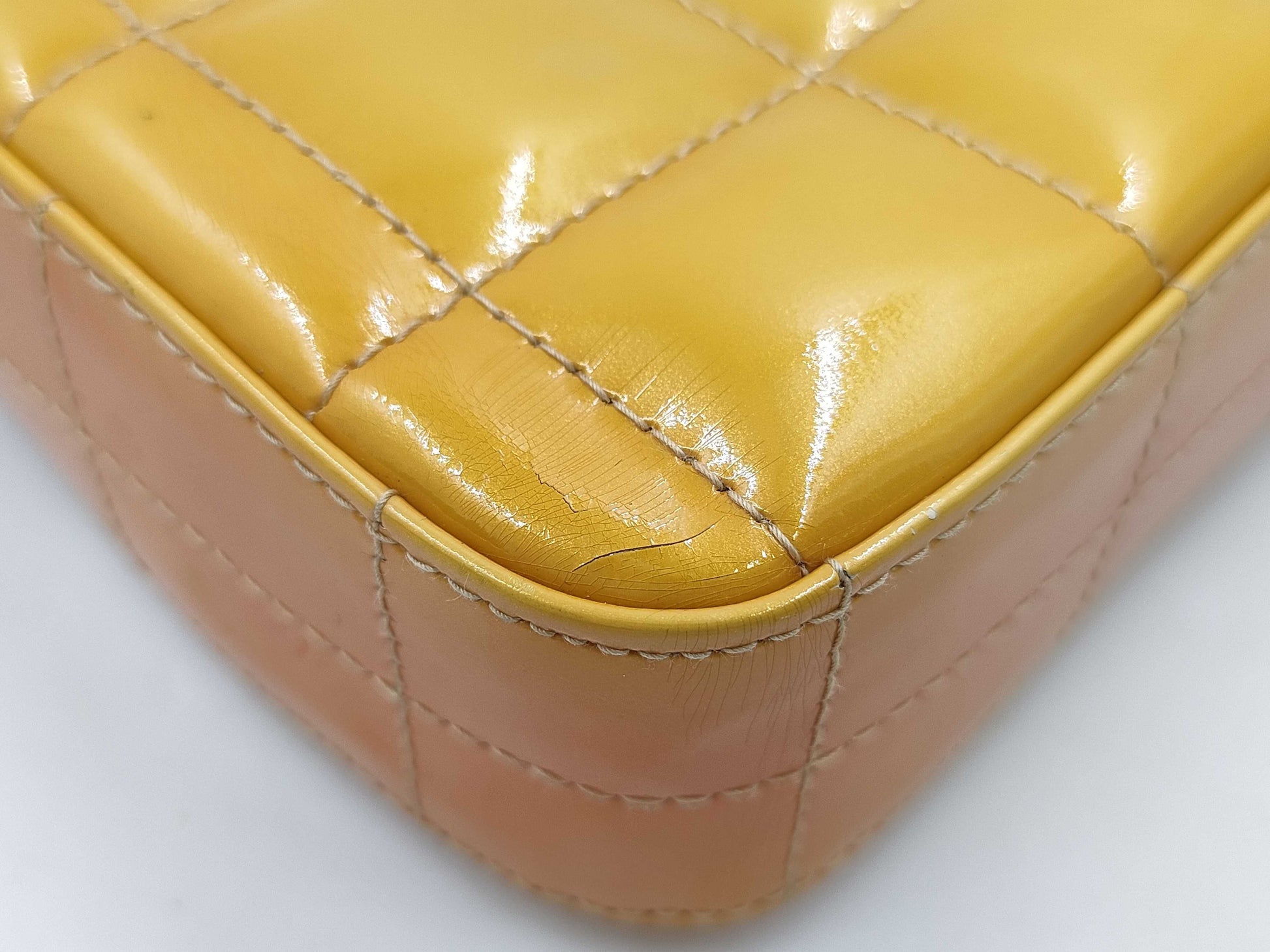 CHANEL CHANEL Chocobar Shoulder Bag A15316 Patent Leather Beige No. 6 Bag