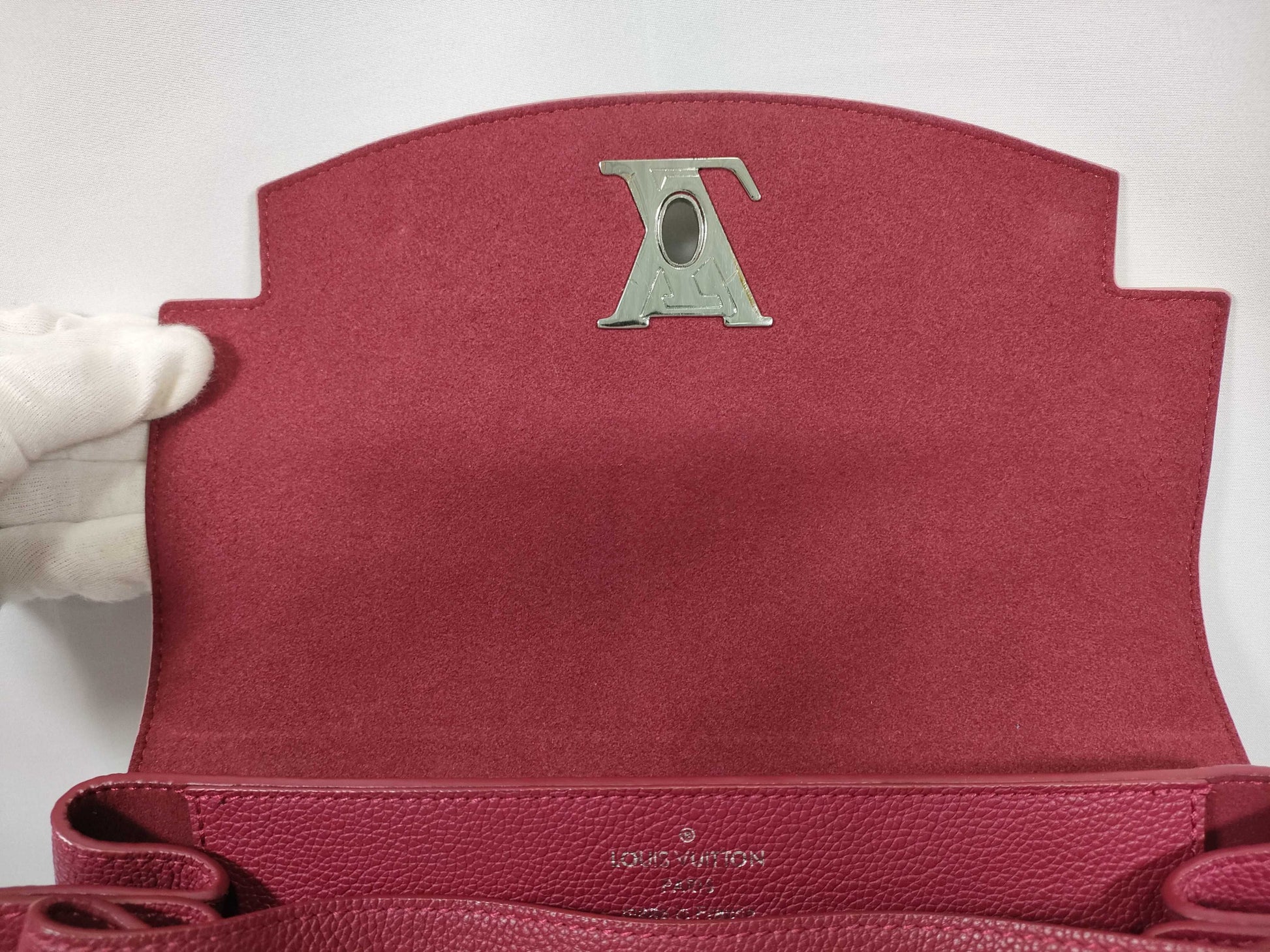 LOUIS VUITTON Lockme Ever Handbag